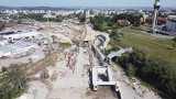 Kraków. Trasa Łagiewnicka: rozpoczęto prace związane z budową nawierzchni drogi [ZDJĘCIA] 