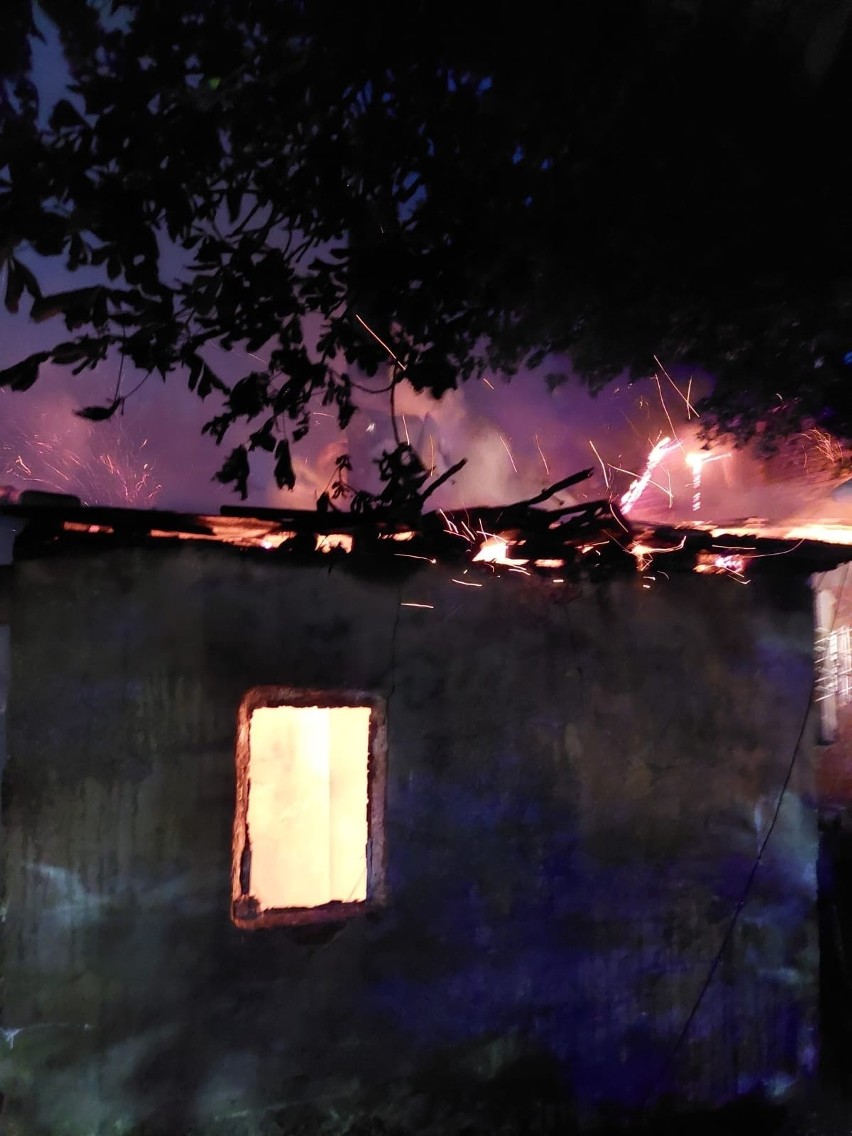 Pożar w Grabowskiej Hucie w nocy z 16 na 17.06.2022 r.