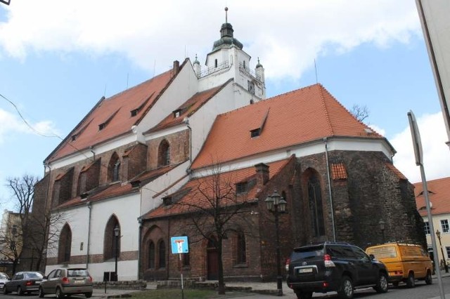 Kościół Zbawiciela jest jedną z architektonicznych wizytówek Kluczborka. To najstarszy budynek w mieście. W tym roku zabytkowa świątynia zostanie wyremontowana.