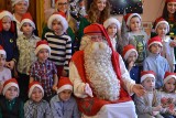 Prawdziwy Święty Mikołaj z Laponii odwiedził dzieci w Zabrzu ZDJĘCIA