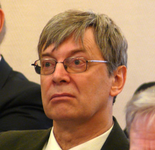 Radny Mariusz Bajek.