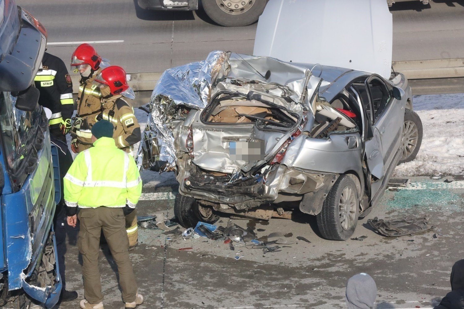 Tyle zostało z citroena po wypadku na autostradzie A4 pod