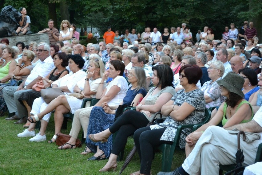 Parkowe Lato 2014 w Gliwicach: Anna Jurksztowicz zaśpiewała największe przeboje [ZDJĘCIA]