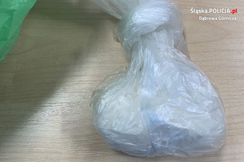 Dąbrowa Górnicza: policjanci znaleźli ponad 1 kg amfetaminy