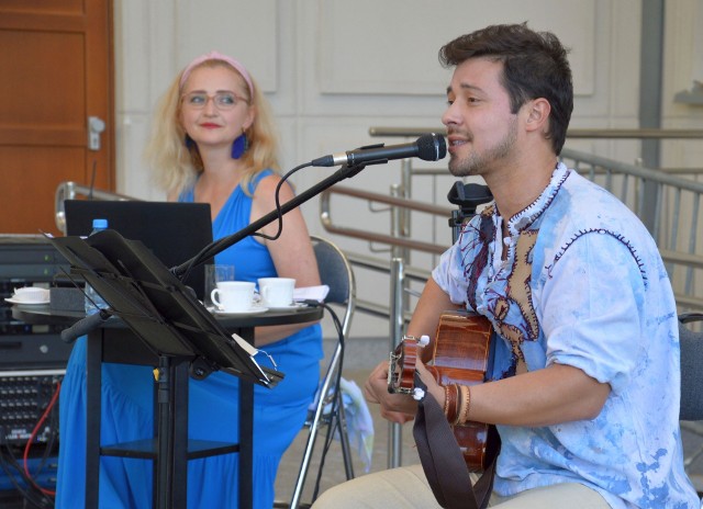 Marta Sagatowska i Eurico Silva przed rokiem na tarasie Miejskiego Domu Kultury podczas koncertu portugalskich pieśni