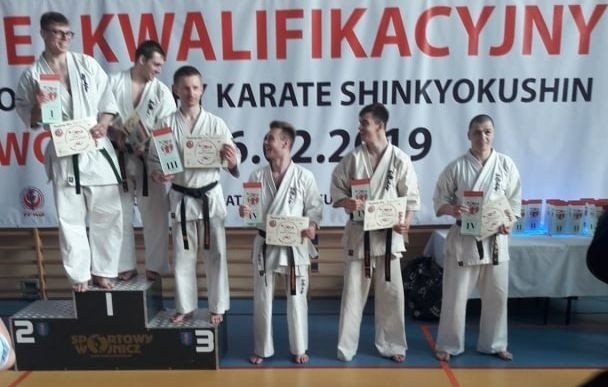 Udane starty zawodników z Kieleckiego Klubu Sportowego Karate 