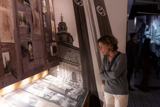 Ludzi z r&oacute;żnymi wojennymi doświadczeniami łączyło to, że przez wiele lat nie wspominali o swoich przeżyciach nawet najbliższym - dziś mogą być one udostępnione na wystawie w Fabryce Schindlera