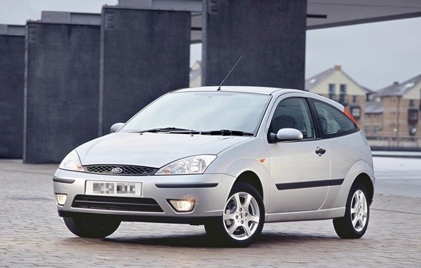 Ford Focus z 2001 roku.