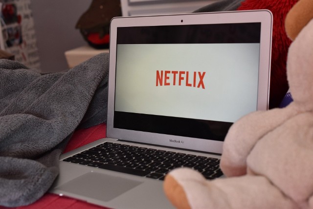 Sprawdź TOP 10 najchętniej oglądanych filmów i seriali na Netflixie!