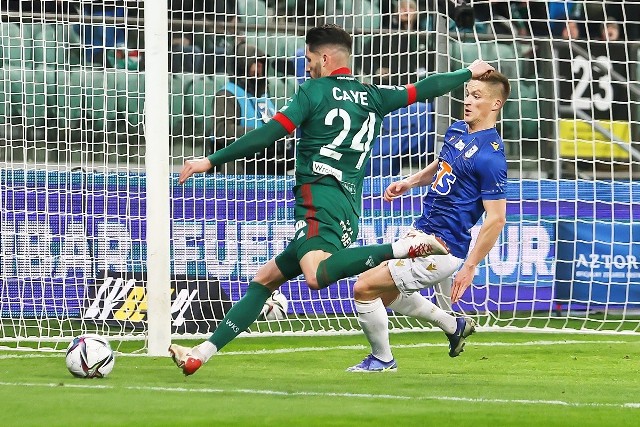 Śląsk Wrocław przegrał z Lechem Poznań 0:1 w meczu 27. kolejki PKO Ekstraklasy. Oceniliśmy piłkarzy Śląska za występ w tym spotkaniu. Oceny w skali 1-10, gdzie 10 to klasa światowa, a 1 oznacza występ poniżej wszelkiej krytyki.WAŻNE! Do kolejnych piłkarzy można przejść za pomocą gest&oacute;w lub strzałek