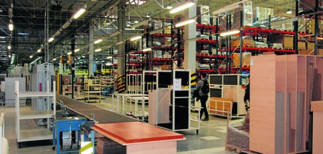 Oficjalne otwarcie fabryki Nowego Stylu w JaśleNowocześnie wyposażona hala zakładu zlokalizowana jest w Jaśle przy ulicy Fabrycznej. Obiekt dysponuje powierzchnią 24 tys. mkw.