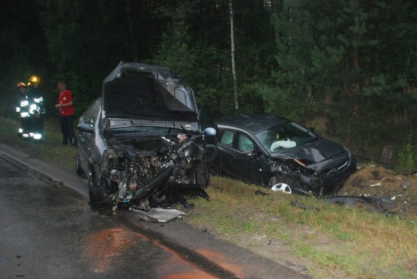 18-latek stracił panowanie nad pojazdem i zderzył się z...