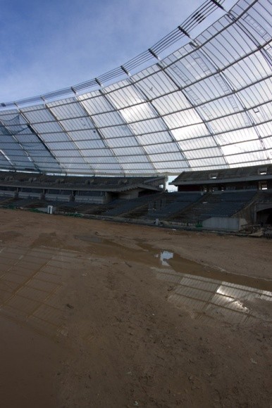 Stadion Śląski: zakończono prace przy montażu dachu