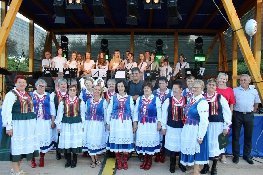 We wsi Odrowążek zorganizowano 10, jubileuszowy parafialny...