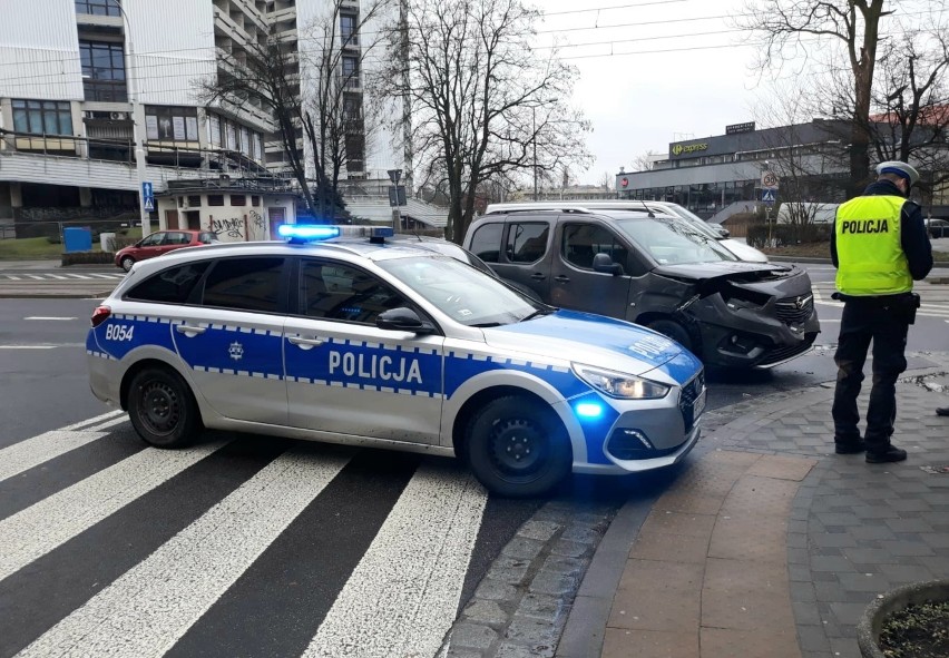 Wypadek na skrzyżowaniu ulic: Bujwida, Grunwaldzkiej i...