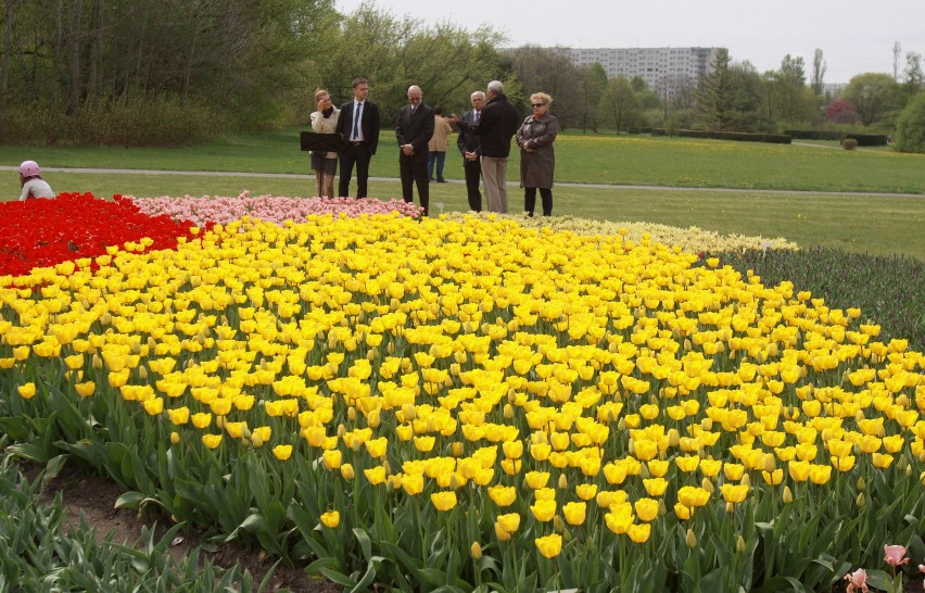 Niedziela Wielkanocna w Łodzi. Łodzianie zwiedzali Ogród Botaniczny [ZDJĘCIA+FILM]