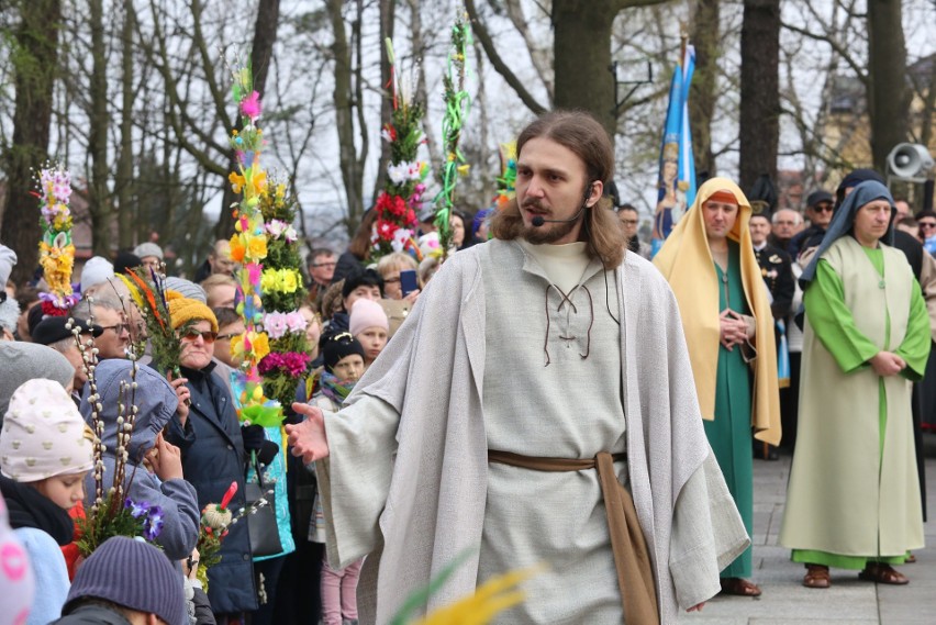 Piekary Śląskie: rozpoczęło się Chwalebne Misterium Męki Pańskiej ZDJĘCIA 