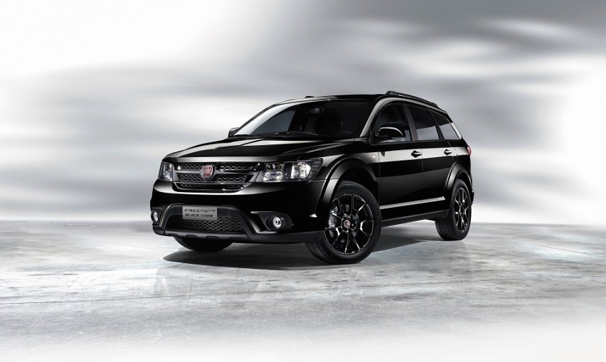 Fiat Freemont Black Code - w modelu, jak sama nazwa...