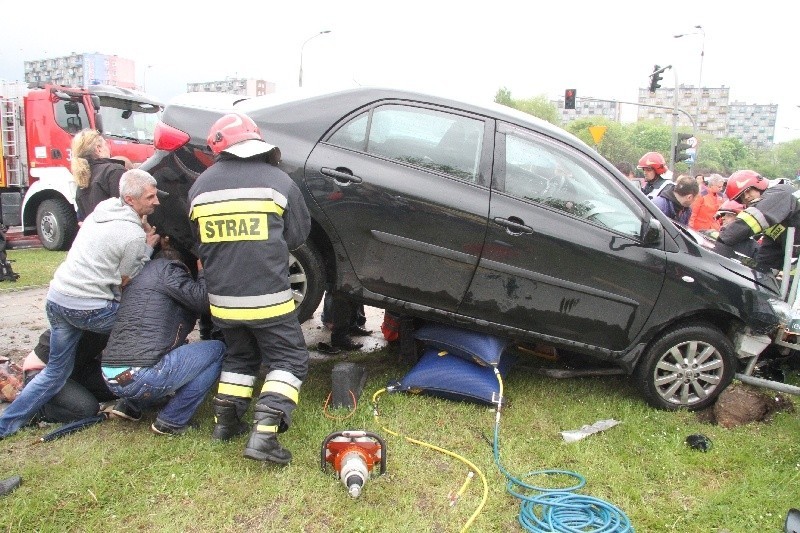 Śmiertelny wypadek na skrzyżowaniu w Kielcach