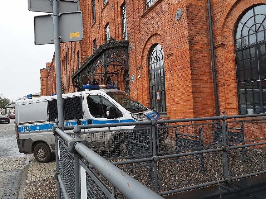 Morderstwo w loftach w Łodzi. Intensywne śledztwo prokuratury. Są już pierwsze wyniki