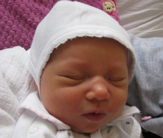 Alicja to pierwsza pociecha Wiolety i Szymona Mielczarczyków z Rząśnika. Córka przyszła na świat 10 stycznia, ważyła 3400 g i mierzyła 54 cm.