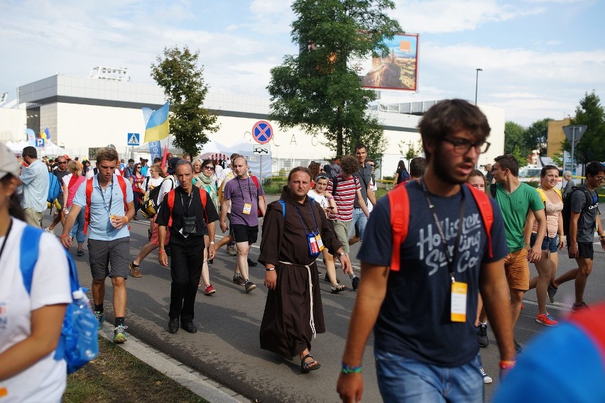 ŚDM w Krakowie. ZIKiT apeluje: Do Brzegów idźcie pieszo