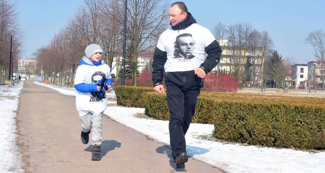 W pierwszym buskim Biegu Pamięci Żołnierzy Wyklętych startowały także rodziny.