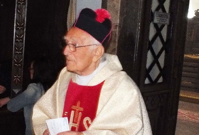 Ksiądz prałat Franciszek Szczykutowicz obchodził w niedzielę, w Wąchocku, jubileusz 60-lecia kapłaństwa.
