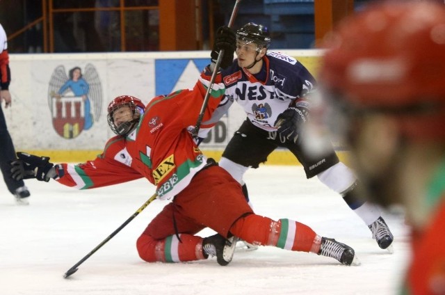 Torunianie w finale nie zatrzymali hokeistów Zagłębia Sosnowiec.