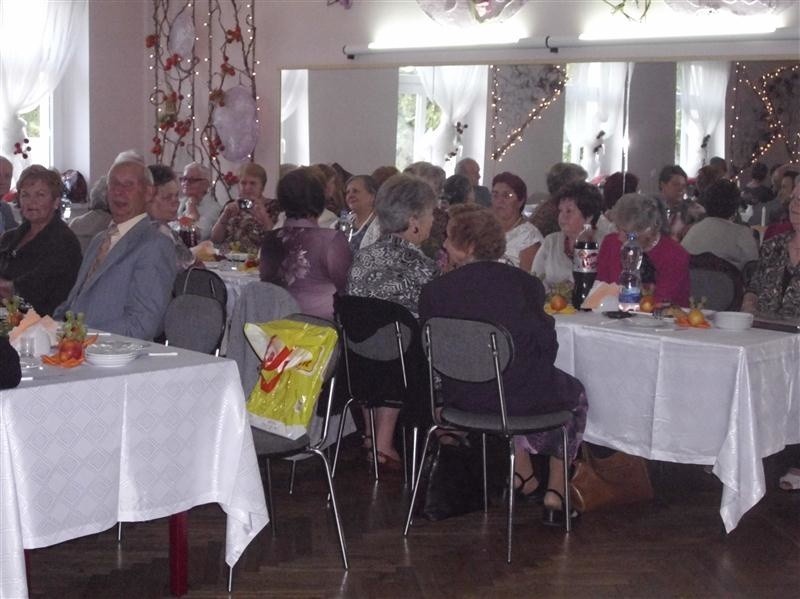 Seniorzy bawili się w Kietrzu podczas swojego święta.