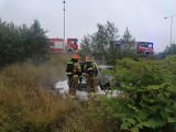 Tragedia w Łaziskach Górnych na DK 81. Kierowca samochodu osobowego spłonął zakleszczony w aucie
