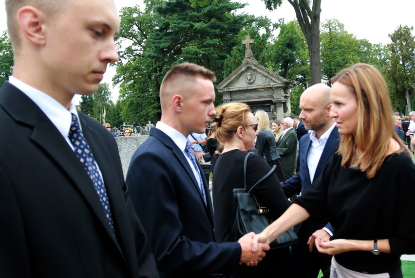 Sądeczanie i dziennikarze pożegnali redaktora Leszka Horwatha [ZDJĘCIA, WIDEO]