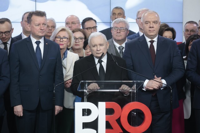 Jarosław Kaczyński: Drużyna PiS przeprowadzi tysiące rozmów z Polakami, rozpoczynamy tę drogę.