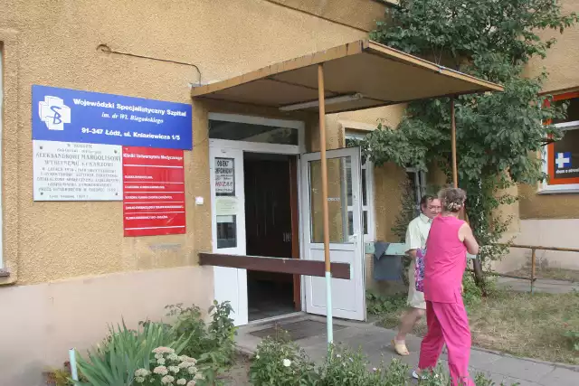 - Do izby przyjęć zgłosił się pacjent z objawami malarii - informuje Emilia Walas - Frankiewicz, rzecznik prasowy szpitala.  - Został przyjęty w oddział, zdiagnozowany i otrzymał specjalistyczne leki. Po konsultacji został przewieziony na oddział chorób zakaźnych i tropikalnych do szpitala w Poznaniu. Czytaj na kolejnym slajdzie