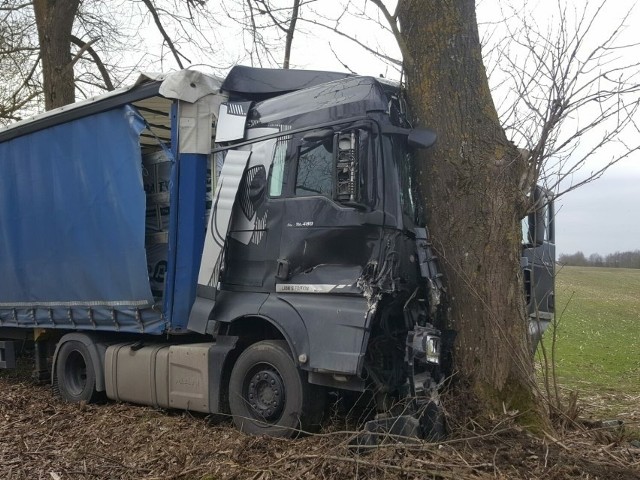 Do groźnego wypadku doszło na drodze między Barwicami a Szczecinkiem.