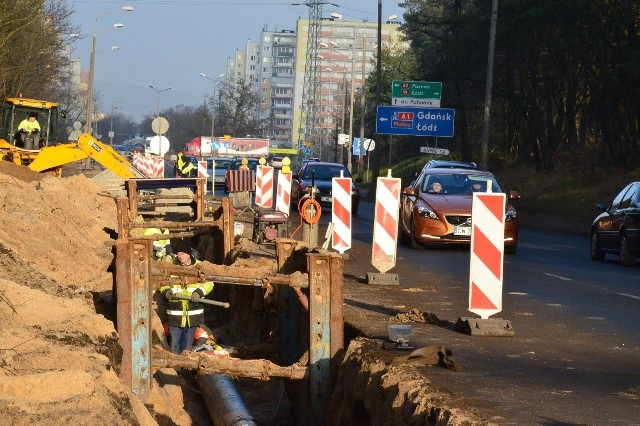 Budowa ciepłociągu wiąże się z utrudnieniami.