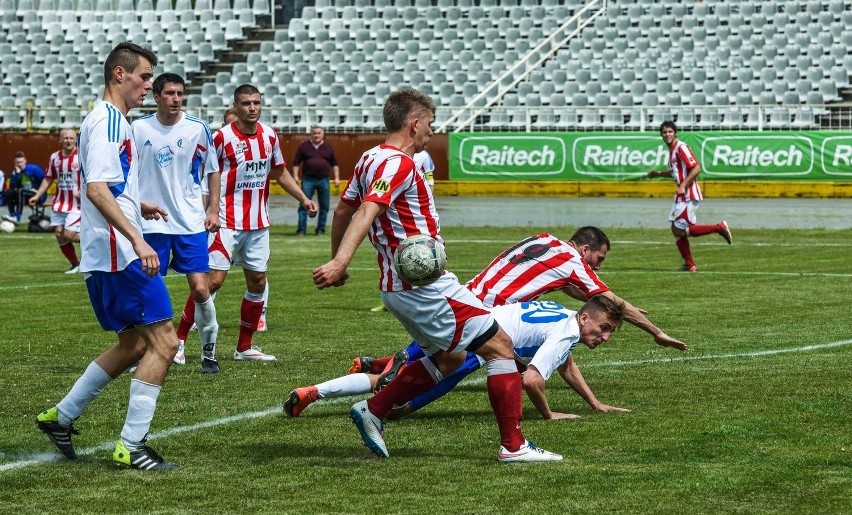 IV liga piłkarska: Polonia - Gopło Kruszwica