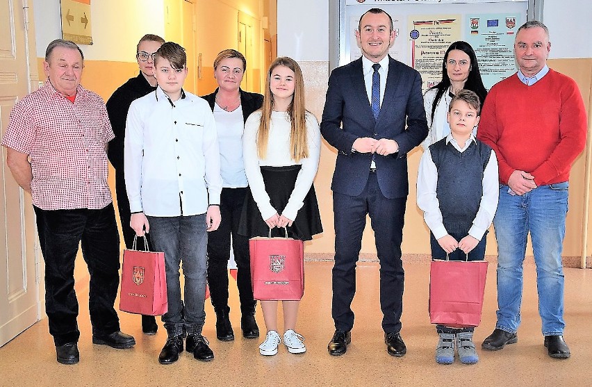 Spotkanie burmistrza Tomasza Sielickiego z młodymi...