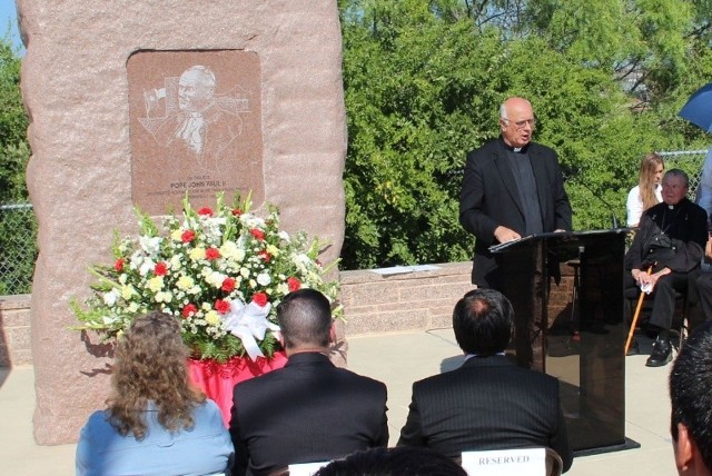 Ks. prałat Franciszek Kurzaj przypomniał słowa Jana Pawła II, który mówił 25 lat temu, że emigranci z Teksasu są mu szczególnie bliscy.