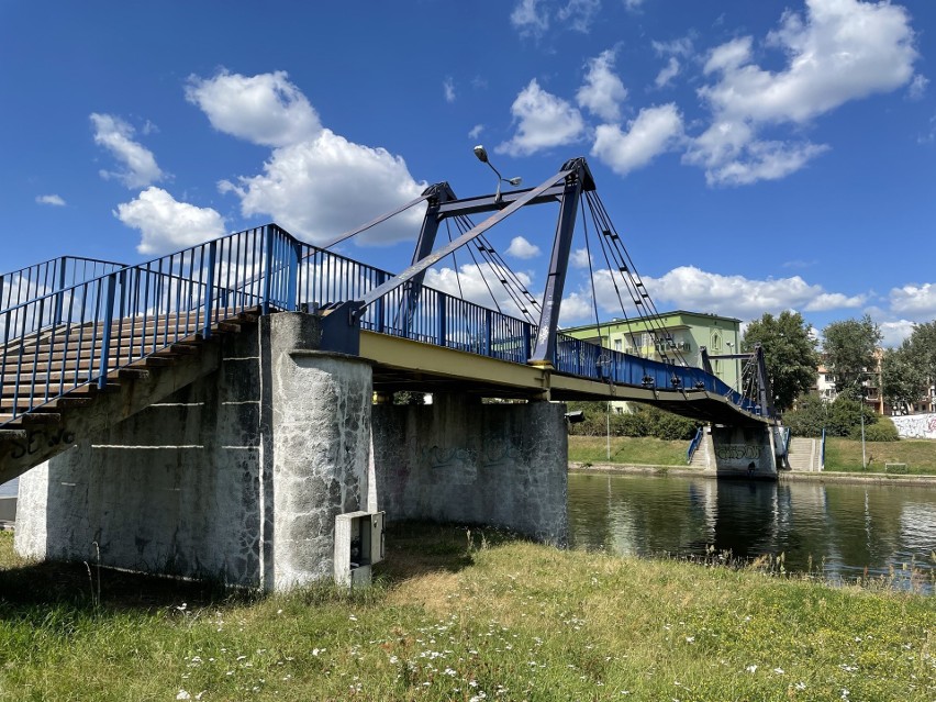 Wykonane zostaną nowe schody i oświetlenie. Dodatkowo schody...