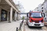 Akcja służb w centrum Poznania. Budynek zagrażał przechodniom