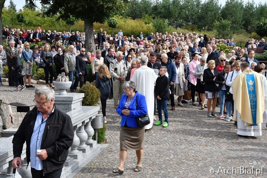 Święta Woda: XX Pielgrzymka Parlamentarzystów i Pracowników Administracji Publicznej Województwa Podlaskiego [ZDJĘCIA]