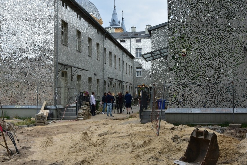 Pasaż Róży zmienił się chwilowo w plac budowy