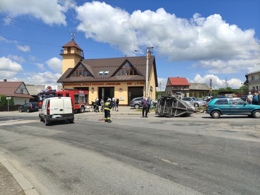 Wypadek w Piekielniku. Zdjęcia dzięki uprzejmości portalu...