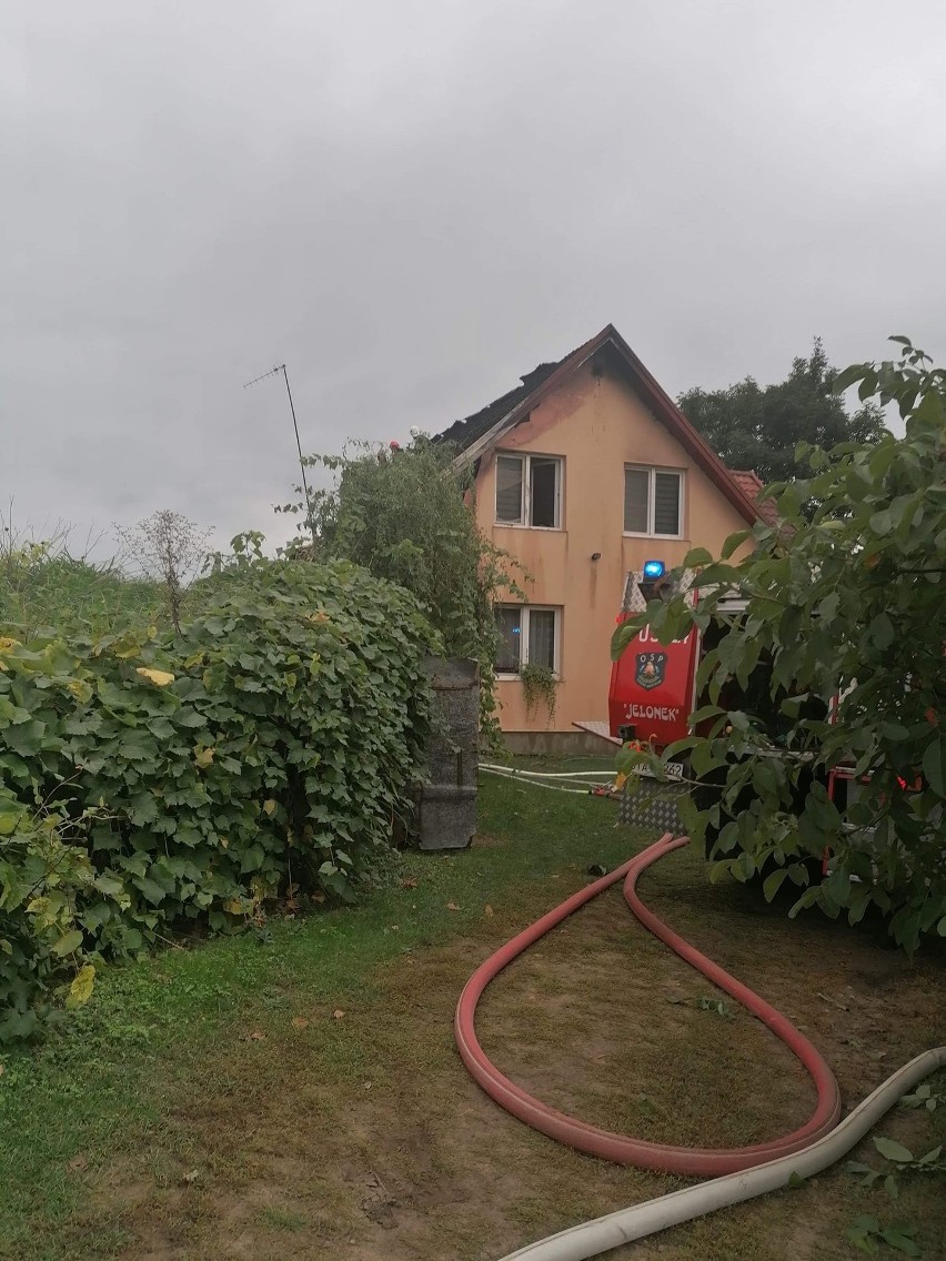 Pożar jednorodzinnego domu w kolonii Zawady