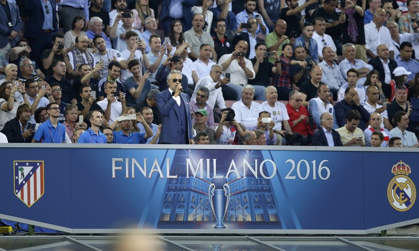 Ceremonia otwarcia finału Ligi Mistrzów w Mediolanie