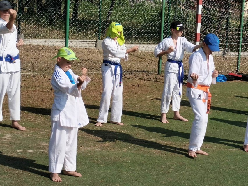 Zgrupowanie młodych karateków w Czarni odbyło się w sobotę 10.06.2023