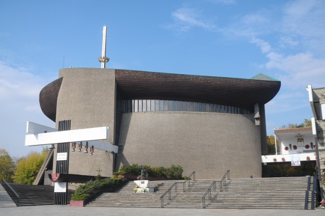 Jeden z bohaterów książeczki - kościół "Arka Pana" (projekt - 1965 r.)