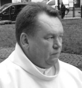 Zmarł ksiądz kanonik Mirosław Dragiel SAC z Radomia. Był kapelanem mazowieckich policjantów