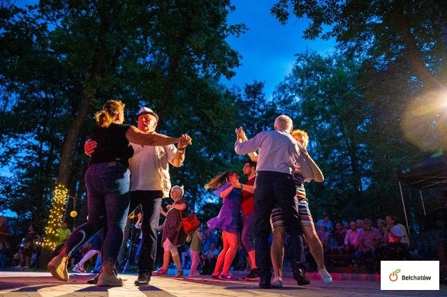 Park im. J. Markiewicza przy ulicy Częstochowski w Bełchatowie - Grocholicach zamienił się w parkiet